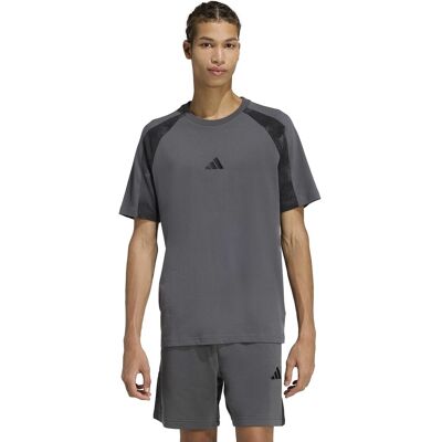 ADIDAS SPORTSWEAR T-shirt a maniche corte CAMO SEASONALS ADIDAS SPORTSWEAR T-shirt a maniche corte CAMO SEASONALS