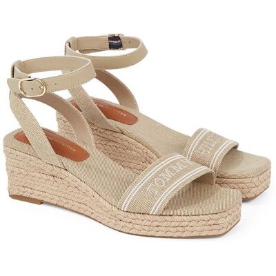 TOMMY HILFIGER Sandali in pelle con tacco TOMMY HILFIGER Sandali in pelle con tacco