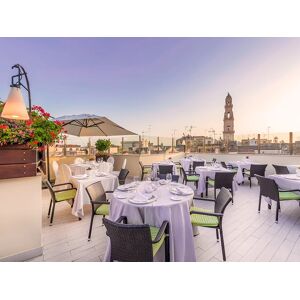 SmartBox Panorami fantastici dal roof garden: drink e stuzzichini in hotel 5* nel cuore di Lecce