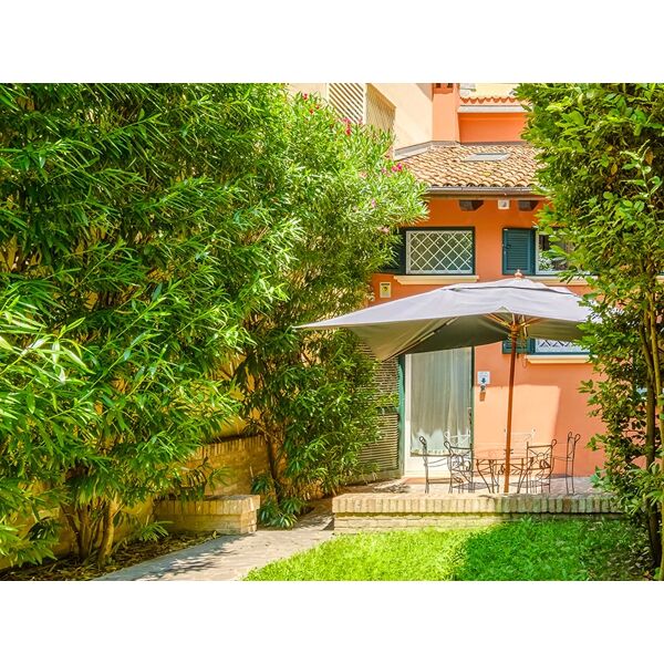 smartbox 1 notte in centro a bologna con giardino privato e prosecco