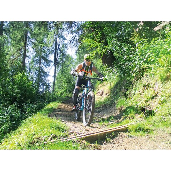 smartbox avventure in val di sole: noleggio mountain bike e lezione di tiro con lâ€™arco per 2