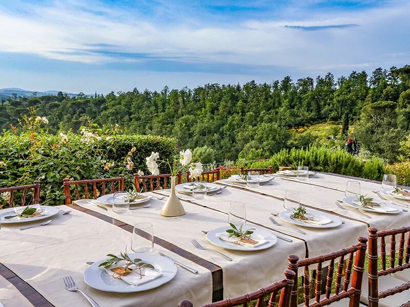 smartbox sinfonie toscane: lezione di cucina, cena con aperitivo e concerto in giardino