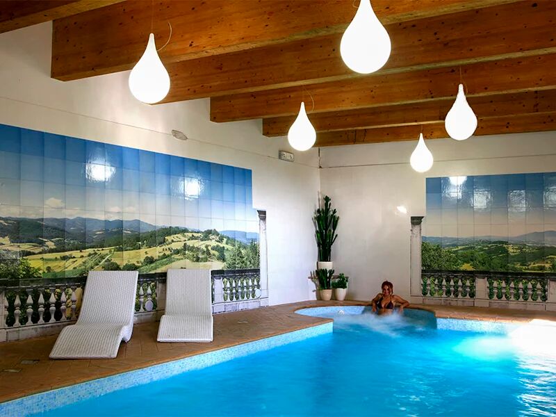 smartbox 1 notte in un relais 4* di lusso con spa e piscina a cittÃ  di castello