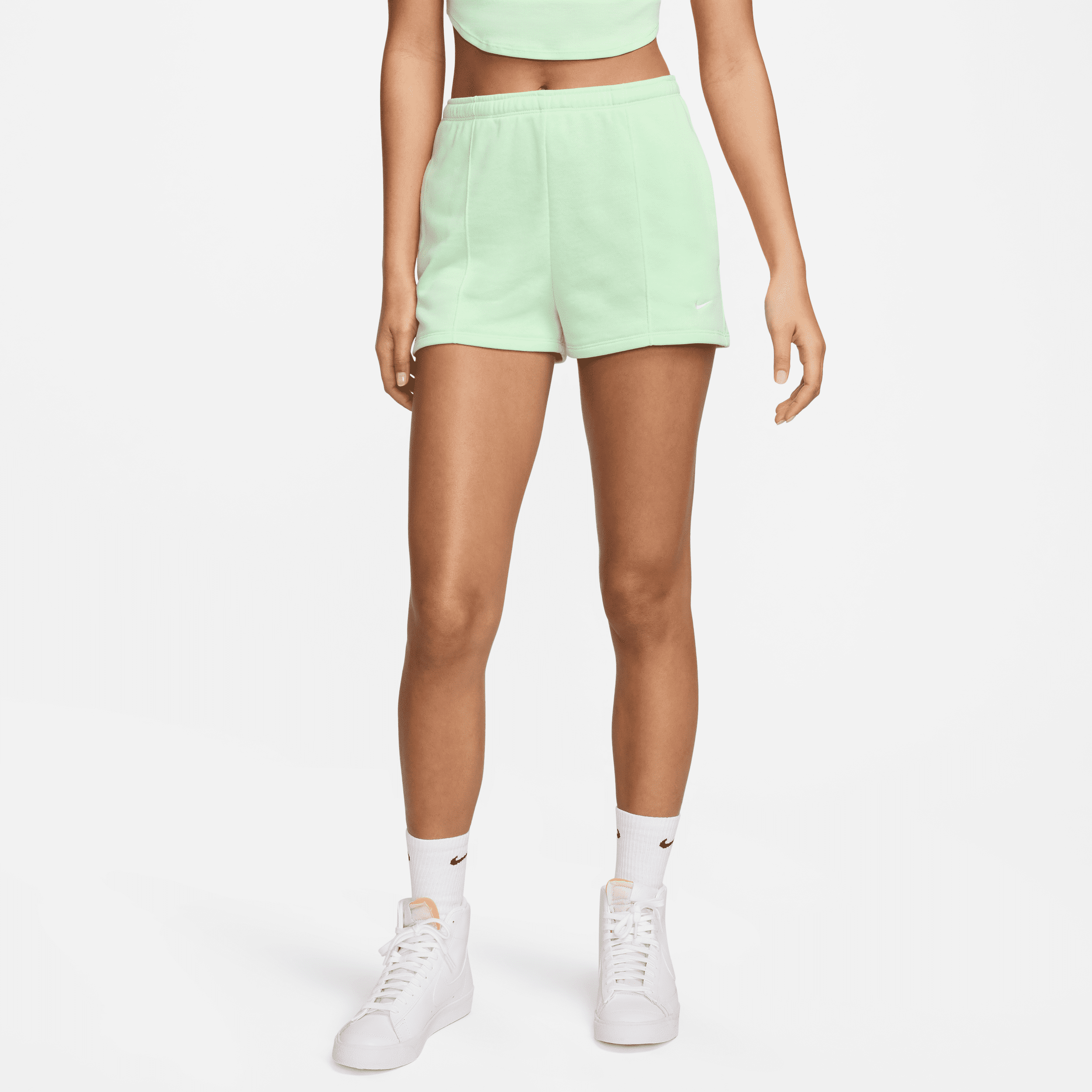 nike shorts slim fit a vita alta in french terry 5 cm  sportswear chill terry – donna - verde