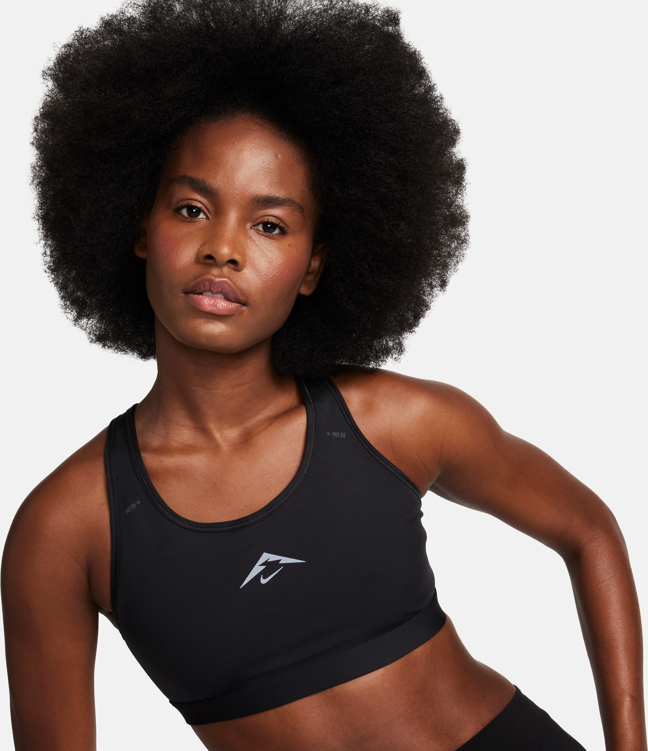 nike bra a sostegno medio con fodera leggera  trail swoosh on-the-run – donna - nero