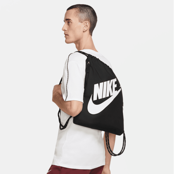 nike sacca con laccetti  heritage (13 l) - nero