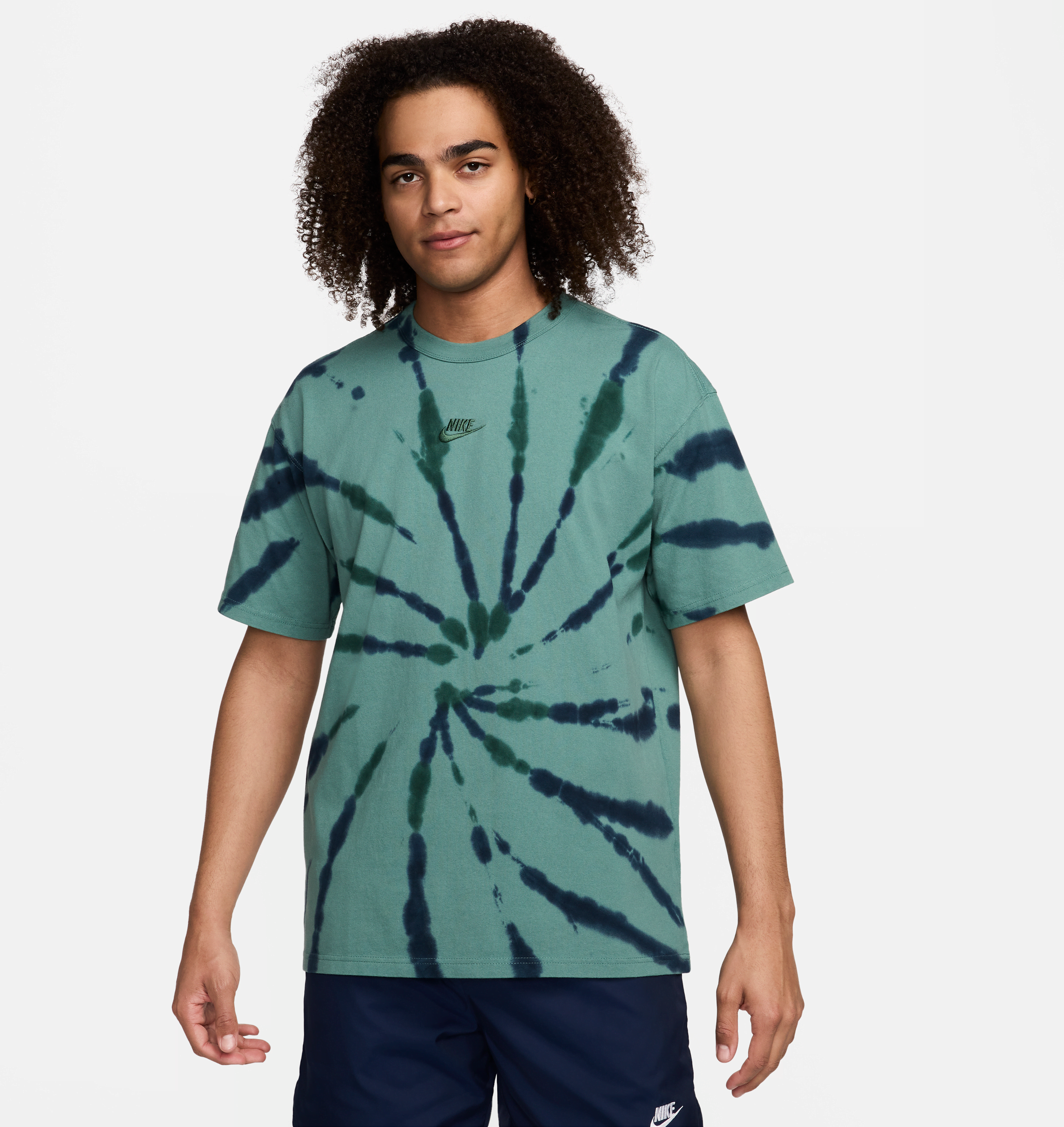 nike t-shirt max90  sportswear premium essentials – uomo - verde