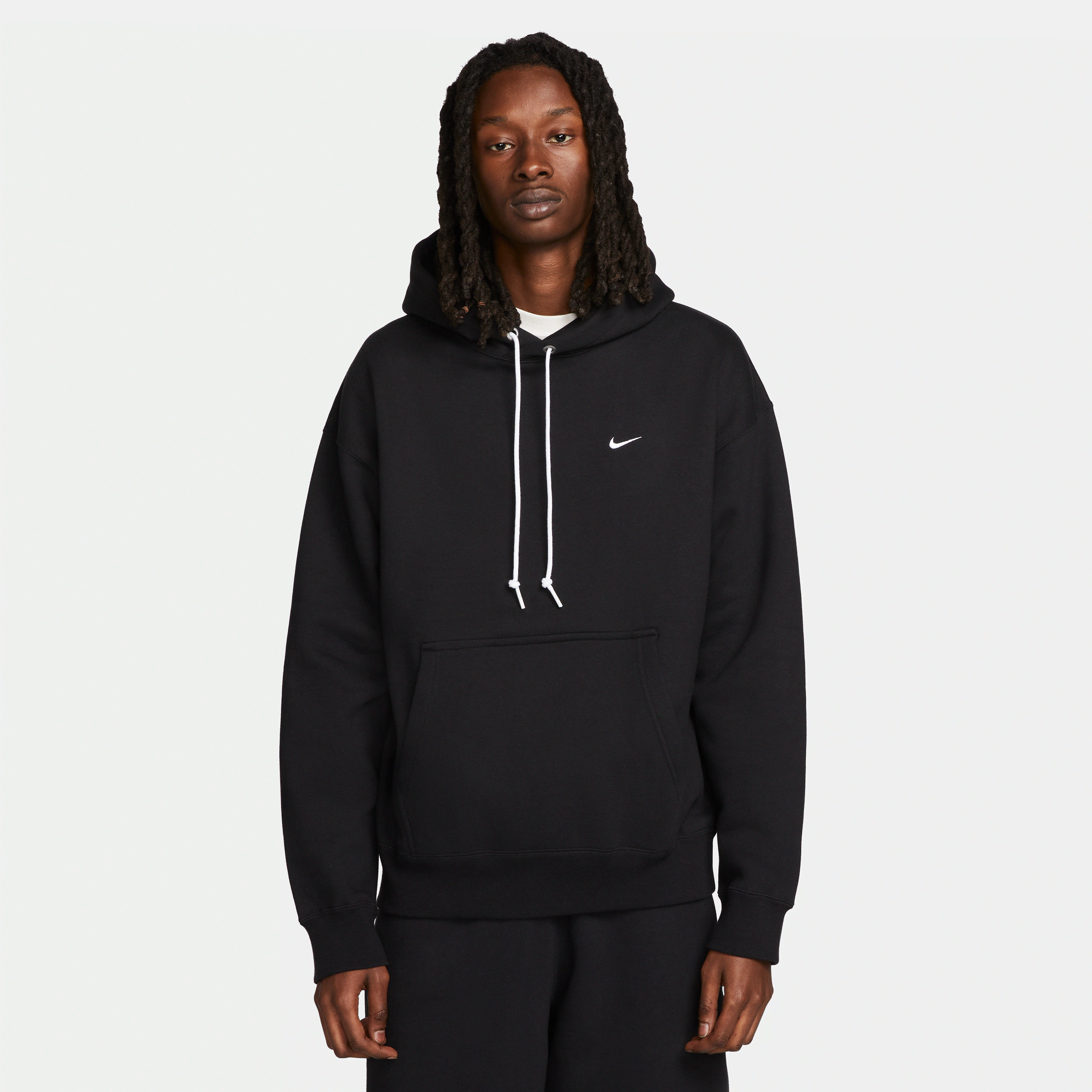 nike felpa pullover in fleece con cappuccio  solo swoosh – uomo - nero