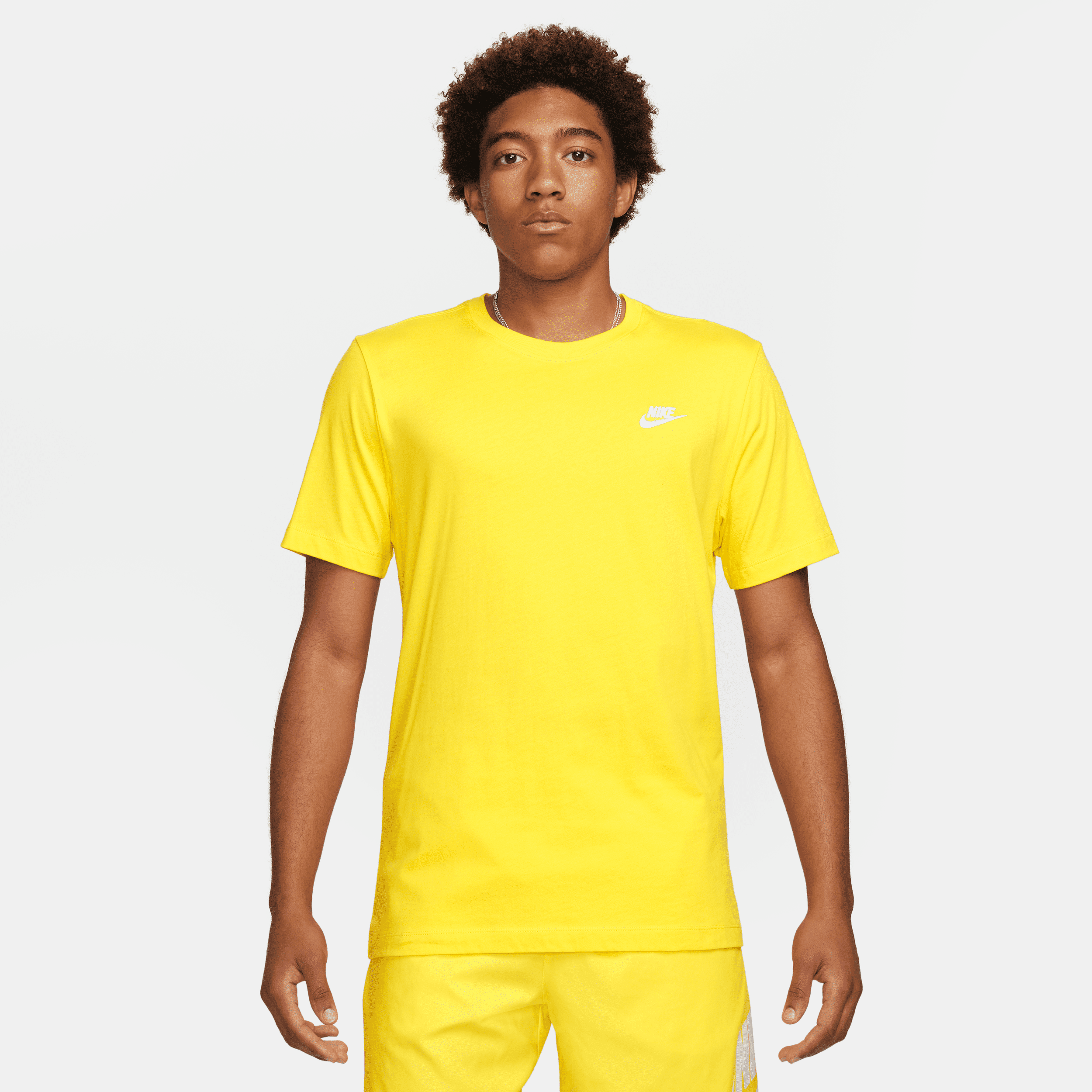 nike t-shirt  sportswear club – uomo - giallo