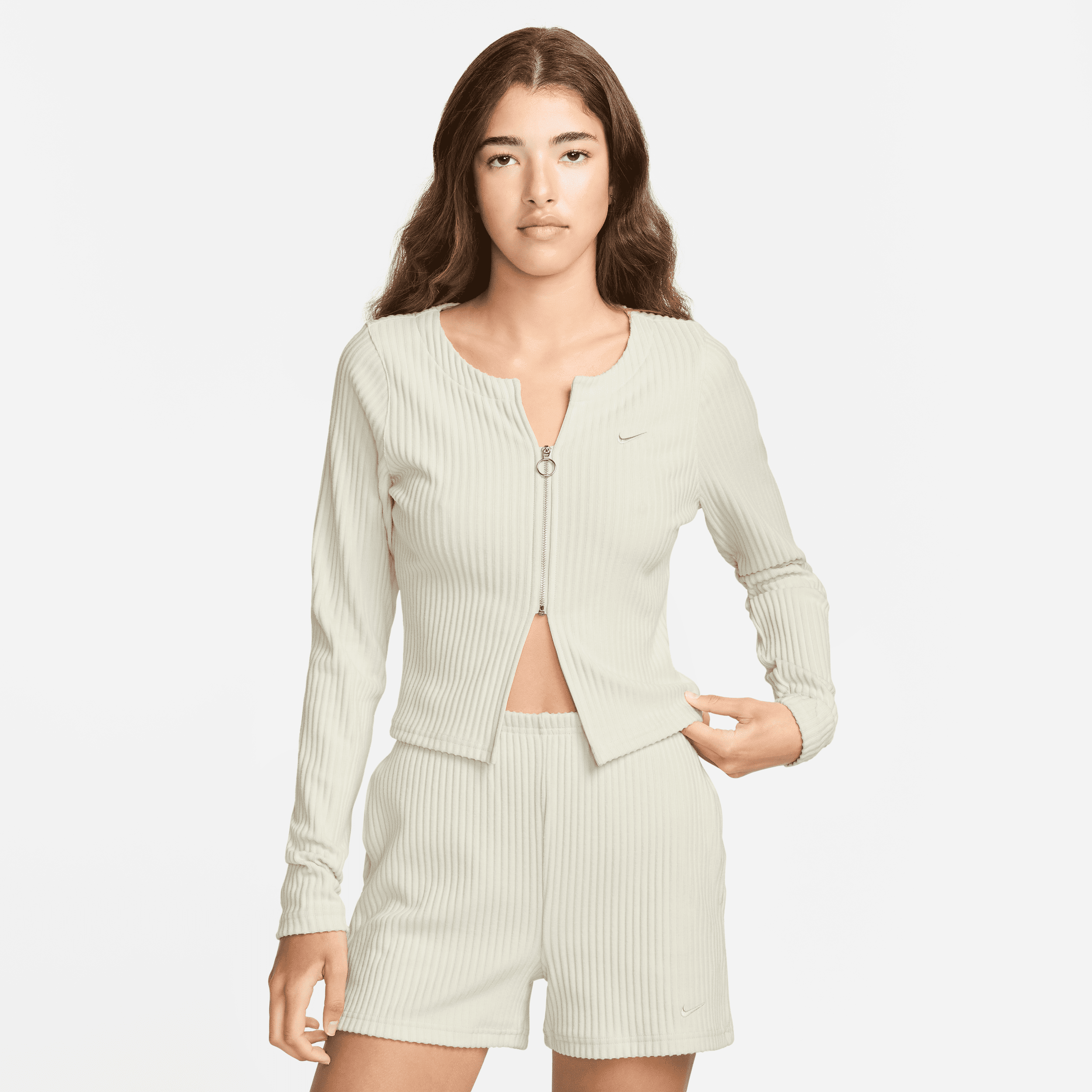 nike cardigan slim a costine con zip a tutta lunghezza  sportswear chill knit – donna - marrone