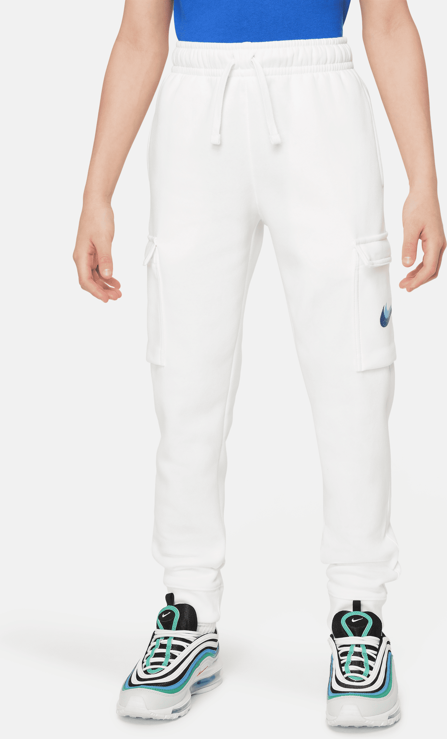 nike pantaloni cargo in fleece con grafica  sportswear – ragazzo - bianco