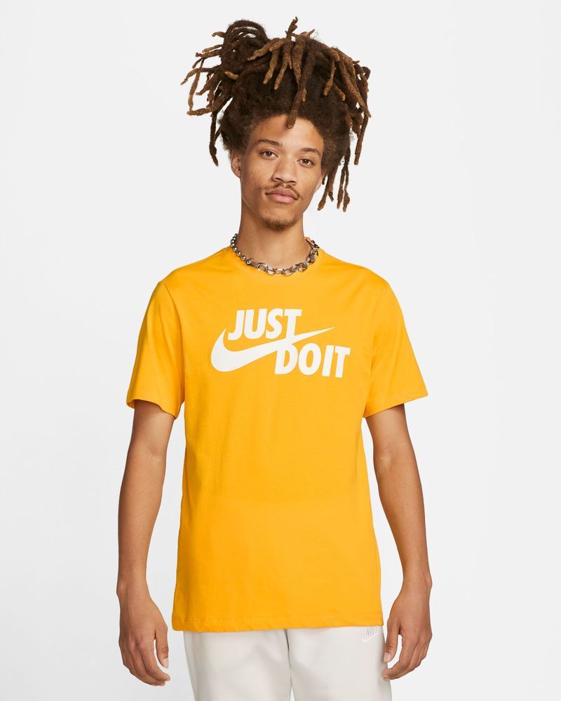 Nike Maglietta Sportswear Giallo Uomo AR5006-740 XS