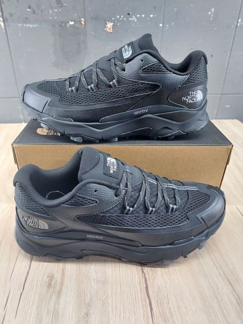 The North Face Scarpe Trekking Escursionismo UOMO Total Black VECTIV TARAVAL