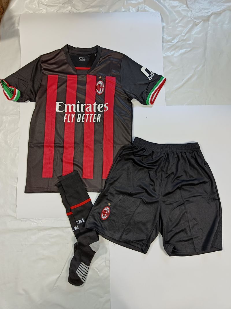 adidas Ac Milan KIT Completo Calcio 2022 23 Home maniche corte