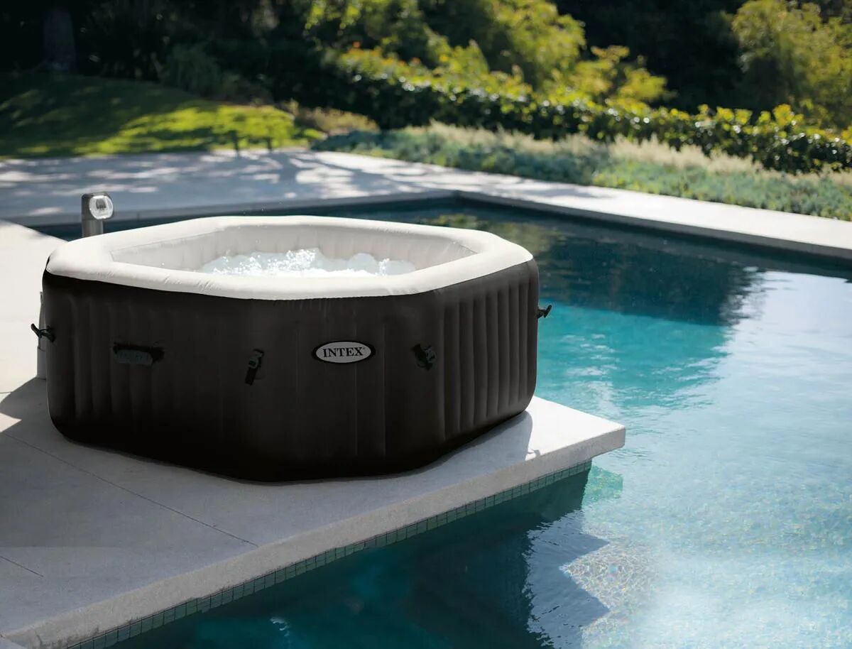 intex piscina fuori terra idromassaggio gonfiabile da esterno spa 4 posti piscina per giardino in pvc 201x71h cm con pompa filtro da 1.741 lt/h - 28458 jet & bubble deluxe