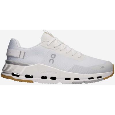 Scarpe On Cloudnova Form 2 Bianche / Avorio - Profilo Basso Scarpe On Cloudnova Form 2 Bianche / Avorio - Profilo Basso
