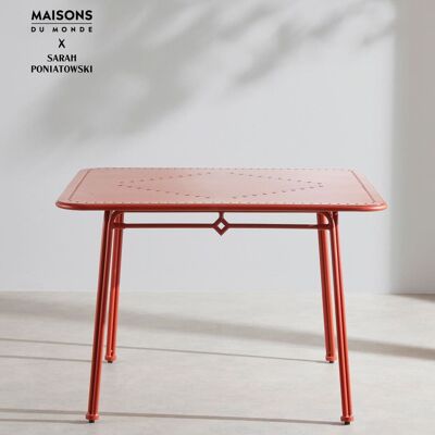 Maisons du Monde Tavolo da giardino in acciaio color terracotta per 4 persone, lung. 110 cm 110x76x110cm Maisons du Monde Tavolo da giardino in acciaio color terracotta per 4 persone, lung. 110 cm 110x76x110cm