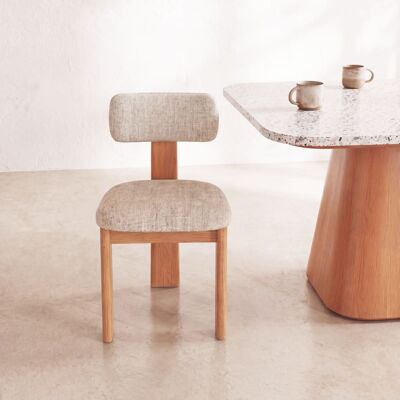 Maisons du Monde Sedia tripode in tessuto beige screziato con gambe in legno massello di frassino 49x79x53cm Maisons du Monde Sedia tripode in tessuto beige screziato con gambe in legno massello di frassino 49x79x53cm
