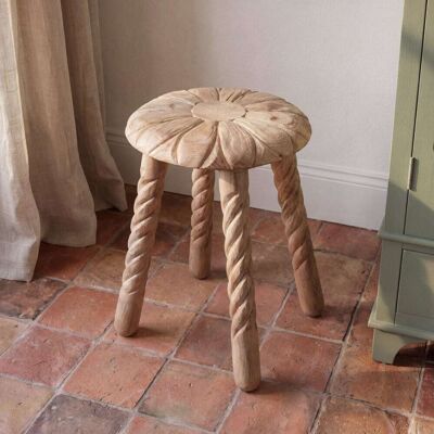 Maisons du Monde Sgabello in legno di mango intagliato 35x49x35cm Maisons du Monde Sgabello in legno di mango intagliato 35x49x35cm