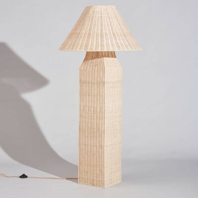 Maisons du Monde Lampada da terra in rattan con paralume conico alt. 149 cm 71x149x71cm Maisons du Monde Lampada da terra in rattan con paralume conico alt. 149 cm 71x149x71cm