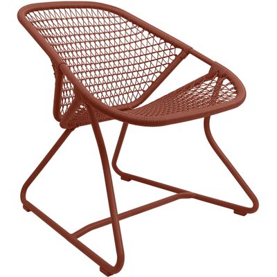 Fermob - Poltrona bassa Sixties - Rosso - Resina polimerica - Designer Frédéric Sofia Fermob - Poltrona bassa Sixties - Rosso - Resina polimerica - Designer Frédéric Sofia