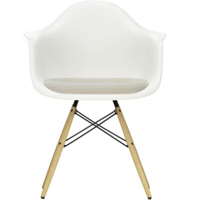 Vitra - Poltrona Eames Plastic Armchair - Bianco - Schiuma di poliuretano - Designer Charles & Ray Eames Vitra - Poltrona Eames Plastic Armchair - Bianco - Schiuma di poliuretano - Designer Charles & Ray Eames