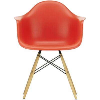 Vitra - Poltrona Eames Plastic - Rosso - Plastica riciclata post-consumo - Designer Charles & Ray Eames Vitra - Poltrona Eames Plastic - Rosso - Plastica riciclata post-consumo - Designer Charles & Ray Eames