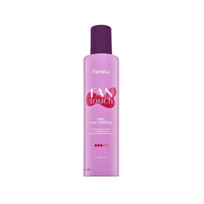 Fanola Marca Modello Fluido Per Definire I Ricci - Styling Capelli Fanola Marca Modello Fluido Per Definire I Ricci - Styling Capelli