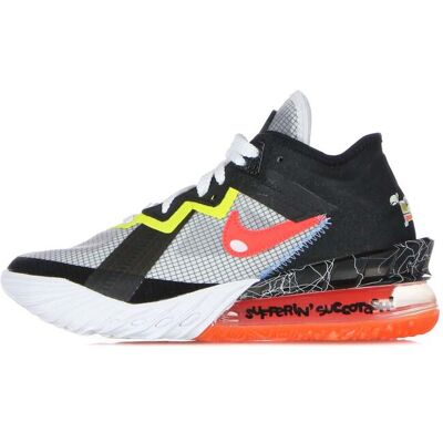 NIKE NBA Scarpa Basket Uomo Lebron Xviii Low "sylvester Vs Tweety" X Space Jam White/bright Crimson/black/yellow Strike NIKE NBA Scarpa Basket Uomo Lebron Xviii Low "sylvester Vs Tweety" X Space Jam White/bright Crimson/black/yellow Strike