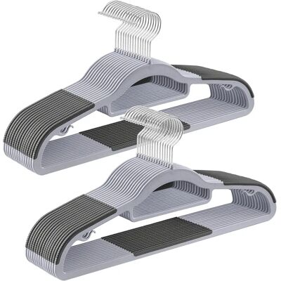 SONGMICS Set di 30 grucce, grucce in plastica, antiscivolo, salvaspazio, spessore 0,5 cm, lunghezza 42 cm, gancio argento girevole a 360° ° , Grigio chiaro e grigio scuro SONGMICS Set di 30 grucce, grucce in plastica, antiscivolo, salvaspazio, spessore 0,5 cm, lunghezza 42 cm, gancio argento girevole a 360° ° , Grigio chiaro e grigio scuro