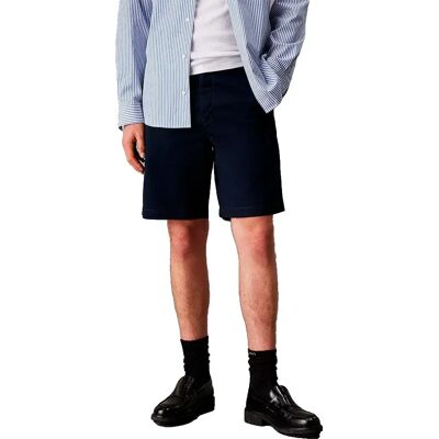 Calvin Klein Jeans Pantaloni Corti Chino Lv00em618 Dark Sapphire 35 Calvin Klein Jeans Pantaloni Corti Chino Lv00em618 Dark Sapphire 35