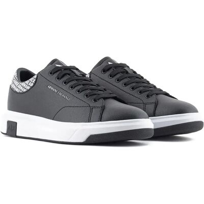 Armani Exchange Sneaker Xux123-xv761 Black / Optical White EU 39 Armani Exchange Sneaker Xux123-xv761 Black / Optical White EU 39