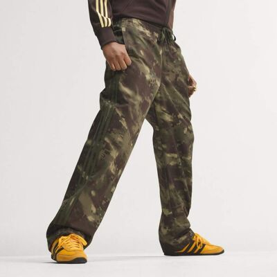 Adidas PANTALONI CARGO OVERSIZE 2XS Multicolor / Night Cargo Adidas PANTALONI CARGO OVERSIZE 2XS Multicolor / Night Cargo