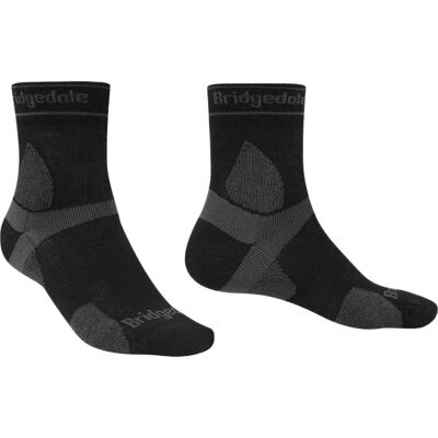 Bridgedale Calzini Trail Run Ultralight T2 Merino Sport ¾ Crew Black / Grey EU 36-39 Bridgedale Calzini Trail Run Ultralight T2 Merino Sport ¾ Crew Black / Grey EU 36-39