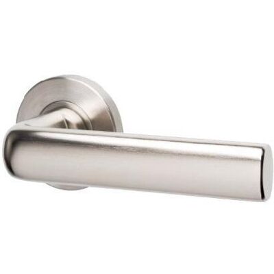 Mega, Maniglia + Guarnizione porte, Maniglie per porte femmina 33.602 (Set di porte) Mega, Maniglia + Guarnizione porte, Maniglie per porte femmina 33.602 (Set di porte)