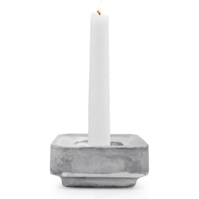 Born in Sweden, Candeliere, Stumpastaken Candlestick lungo Born in Sweden, Candeliere, Stumpastaken Candlestick lungo