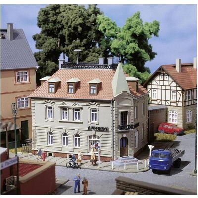 Auhagen 12269 Kit di Costruzione Ferroviaria Modellistica - Facciata Dettagliata, Estensione Urbana, Uso Angolare Auhagen 12269 Kit di Costruzione Ferroviaria Modellistica - Facciata Dettagliata, Estensione Urbana, Uso Angolare