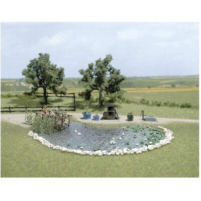 Set trenini Busch Paesaggio stagno da giardino H0 Set trenini Busch Paesaggio stagno da giardino H0