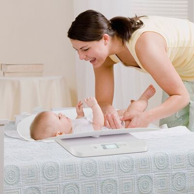 Costway Bilancia per neonati con vassoio rimovibile per misurazione del peso corporeo, Bilancia digitale con schermo LED per bambini Bianco Costway Bilancia per neonati con vassoio rimovibile per misurazione del peso corporeo, Bilancia digitale con schermo LED per bambini Bianco