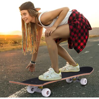 Costway Mini Skateboard in legno con 4 ruote PU antiscivolo resistenti, Skateboard per principiante esperto 80x20cm Nero Costway Mini Skateboard in legno con 4 ruote PU antiscivolo resistenti, Skateboard per principiante esperto 80x20cm Nero