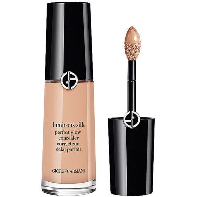 Armani Luminous Silk Multi-Purpose Glow Concealer 3.9 Armani Luminous Silk Multi-Purpose Glow Concealer 3.9