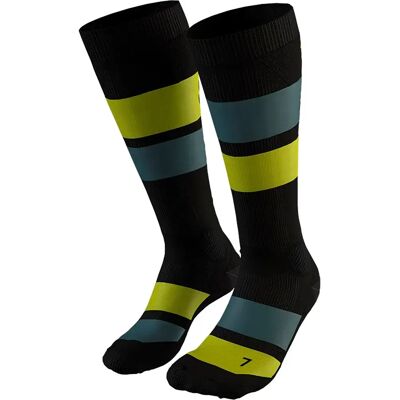 Dynafit Calzini Lunghi Ft Graphic Black Out / Stripes EU 35-38 Dynafit Calzini Lunghi Ft Graphic Black Out / Stripes EU 35-38