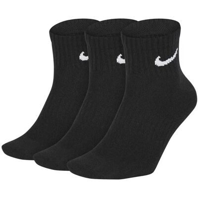 Nike Calzini Corti Everyday Lightweight 3 Paia Black / White EU 42-46 Nike Calzini Corti Everyday Lightweight 3 Paia Black / White EU 42-46