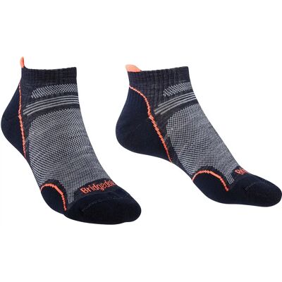 Bridgedale Calzini Ultralight Merino Performance Low Navy / Candy EU 38-40 Bridgedale Calzini Ultralight Merino Performance Low Navy / Candy EU 38-40