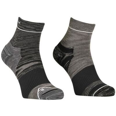 Calze da trekking Ortovox ALPINE QUARTER SOCKS M (Black Raven) Uomo 45-47 Calze da trekking Ortovox ALPINE QUARTER SOCKS M (Black Raven) Uomo 45-47