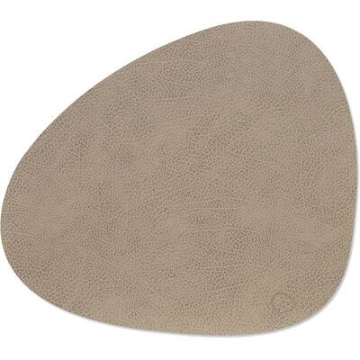 Lind DNA Tovaglietta Hippo Curve Warm Grey 37x44 cm Lind DNA Tovaglietta Hippo Curve Warm Grey 37x44 cm