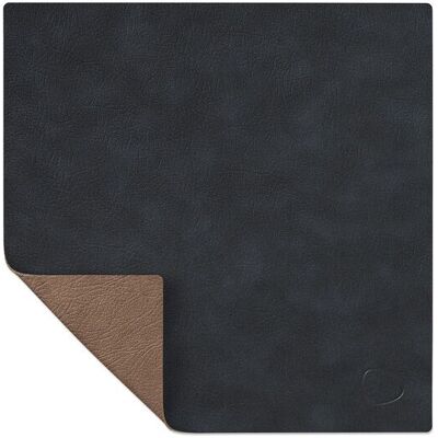 Lind DNA Tovaglietta Double Square Cloud Blacke/ Cloud Brown 28x28 cm Lind DNA Tovaglietta Double Square Cloud Blacke/ Cloud Brown 28x28 cm