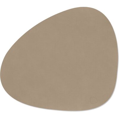 Lind DNA Tovaglietta Corduroy Curve Clay Brown 37x44 cm Lind DNA Tovaglietta Corduroy Curve Clay Brown 37x44 cm