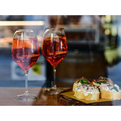 Smartbox Milano da bere: aperitivo e street food tour Smartbox Milano da bere: aperitivo e street food tour