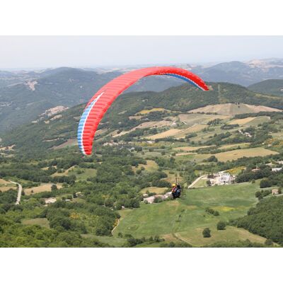 Smartbox 1 emozionante volo in parapendio nei cieli dell'Abruzzo con video e foto incluse Smartbox 1 emozionante volo in parapendio nei cieli dell'Abruzzo con video e foto incluse